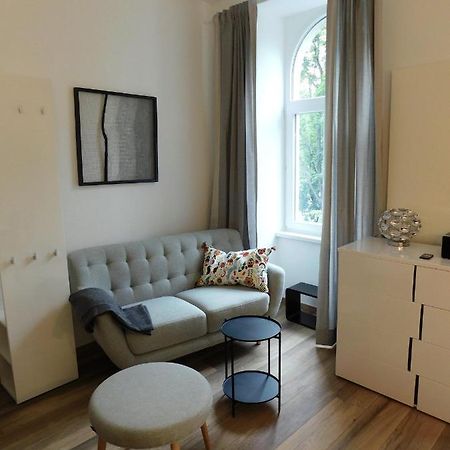 Max, Ruhige Sonnige Wohnung In Praternahe Wien Eksteriør billede