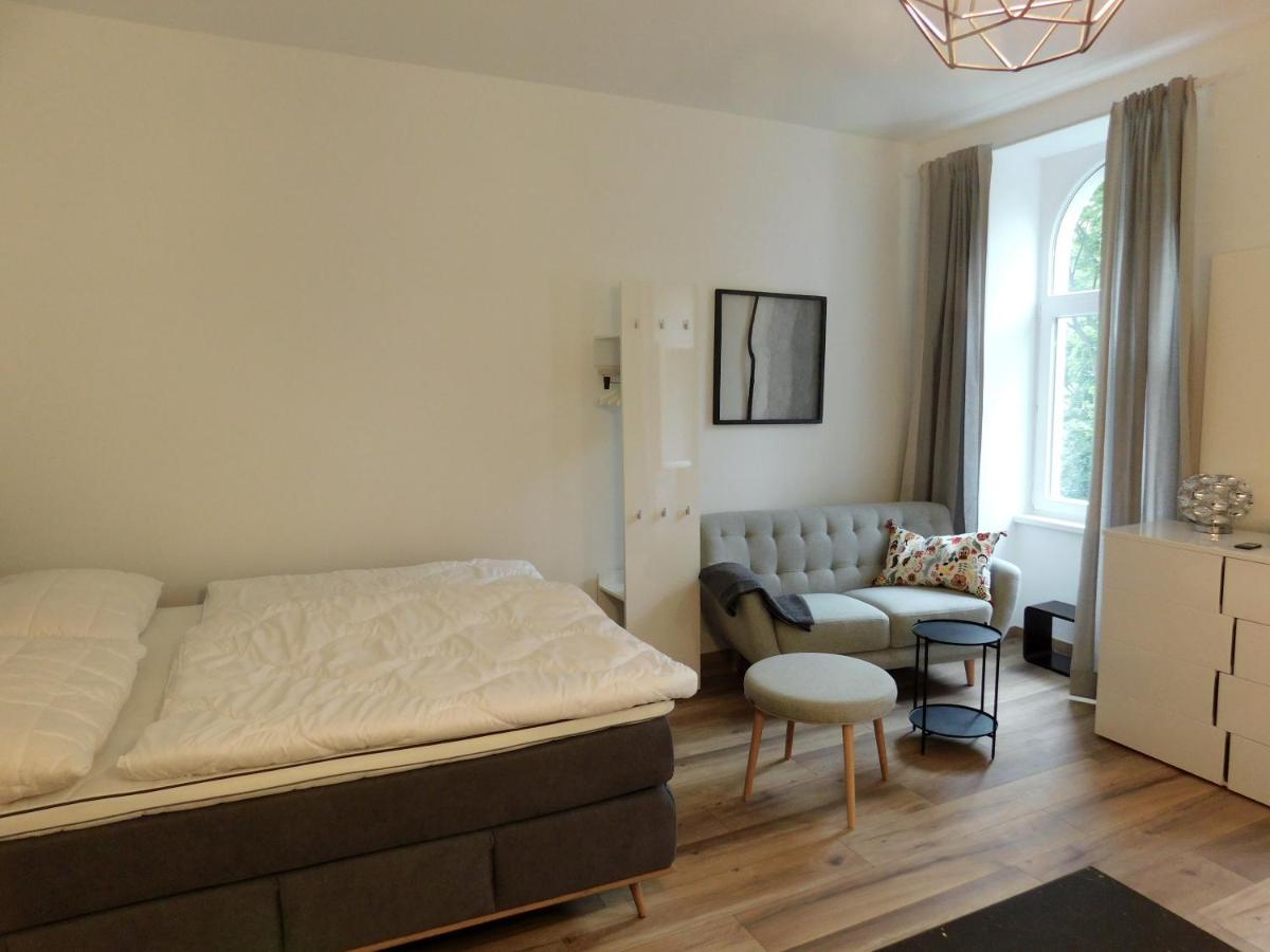 Max, Ruhige Sonnige Wohnung In Praternahe Wien Eksteriør billede