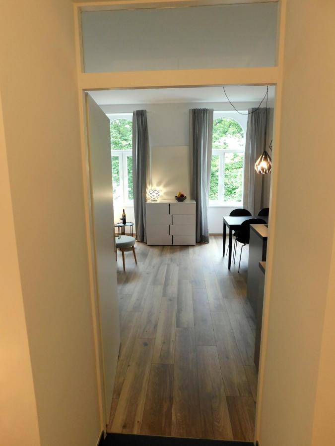 Max, Ruhige Sonnige Wohnung In Praternahe Wien Eksteriør billede
