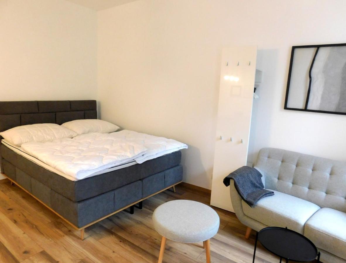 Max, Ruhige Sonnige Wohnung In Praternahe Wien Eksteriør billede